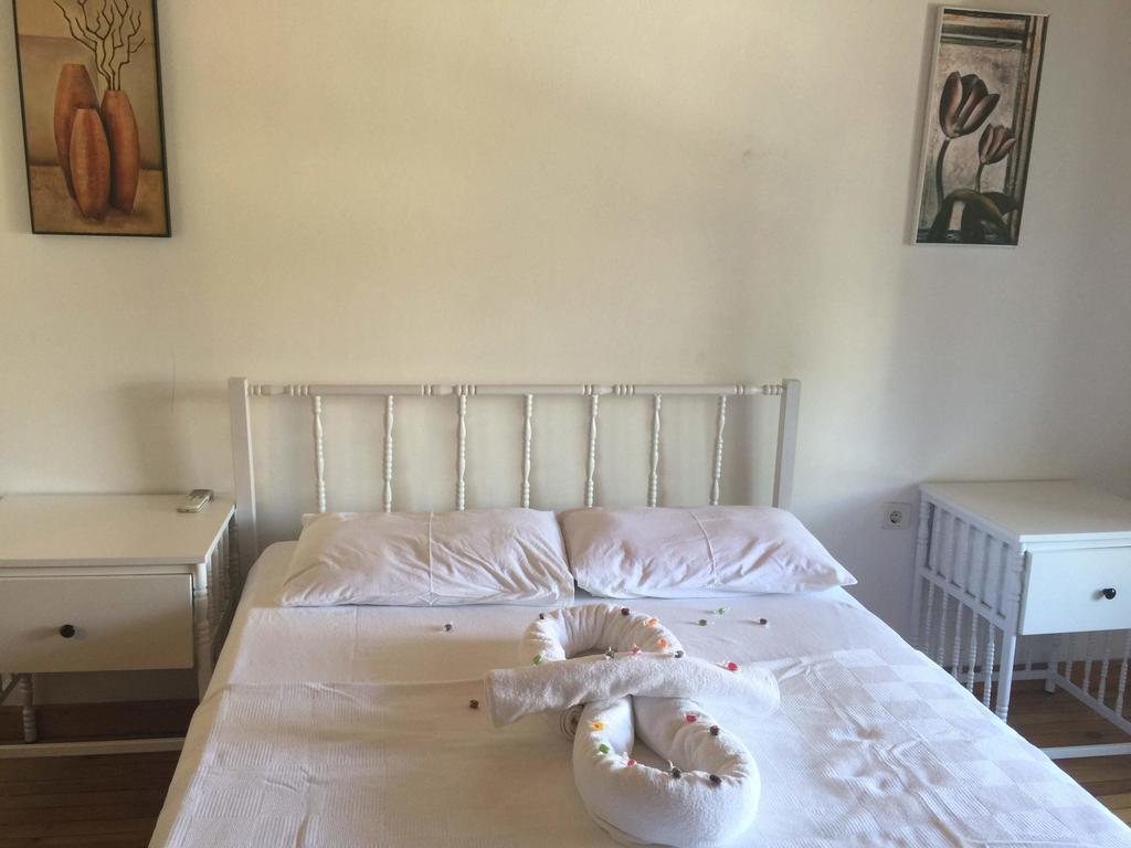 Pastor Historical Apart-Hotel The Gulf Of Измир Номер фото